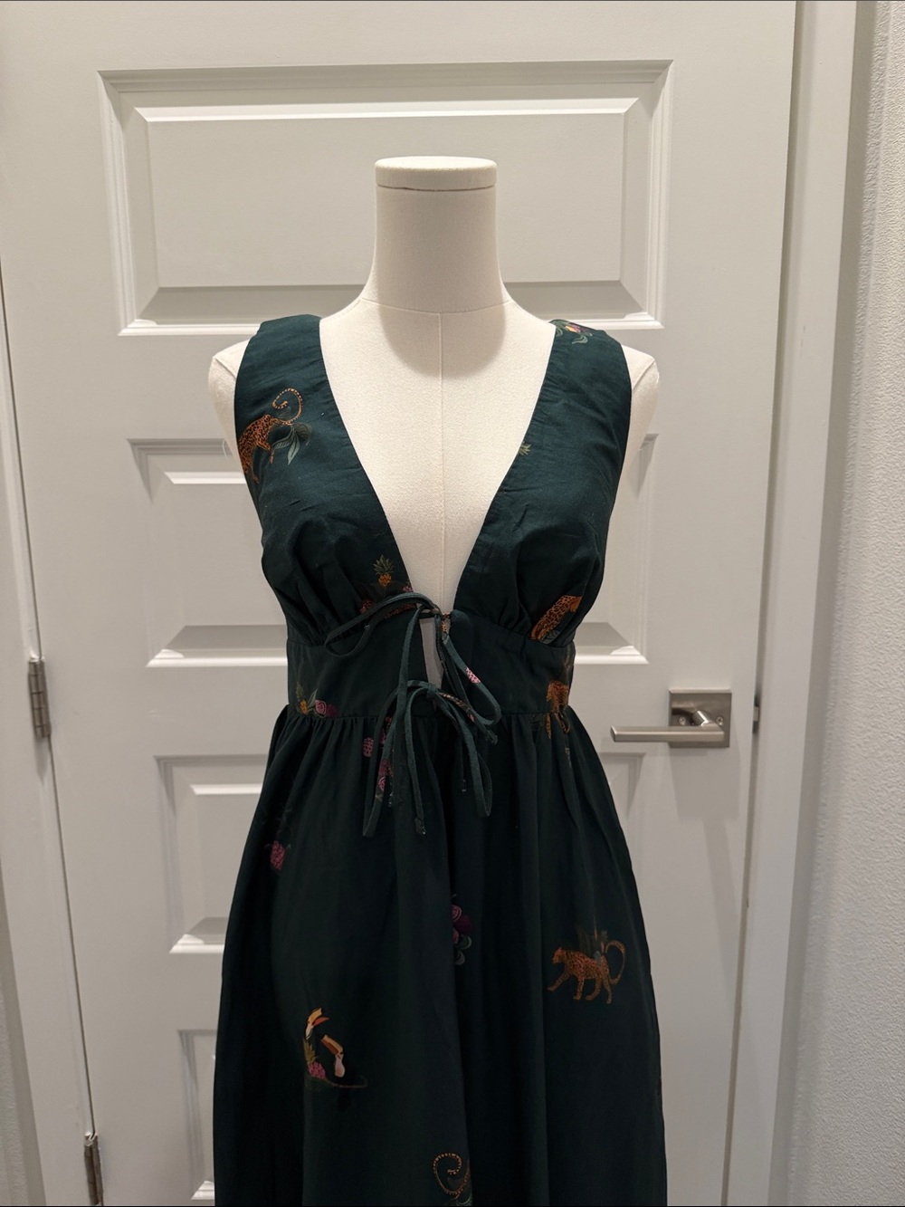 FARM Rio Dark Green Floral Tie-Front Maxi Dress Size M - Picture 5 of 9
